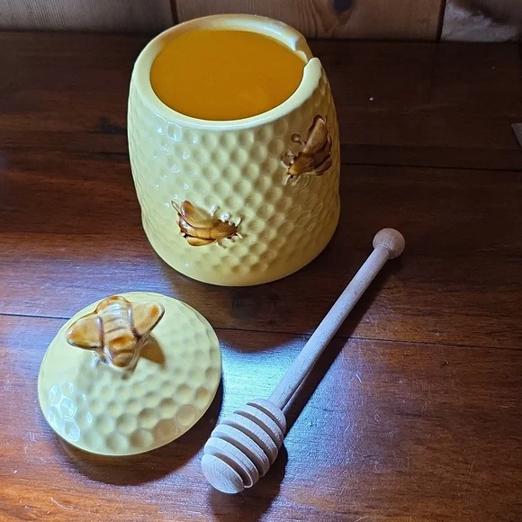 This Cute Little Stoneware 6" Bee's Honey Jar With Wood Honey Dipper. - Picture 2 of 3